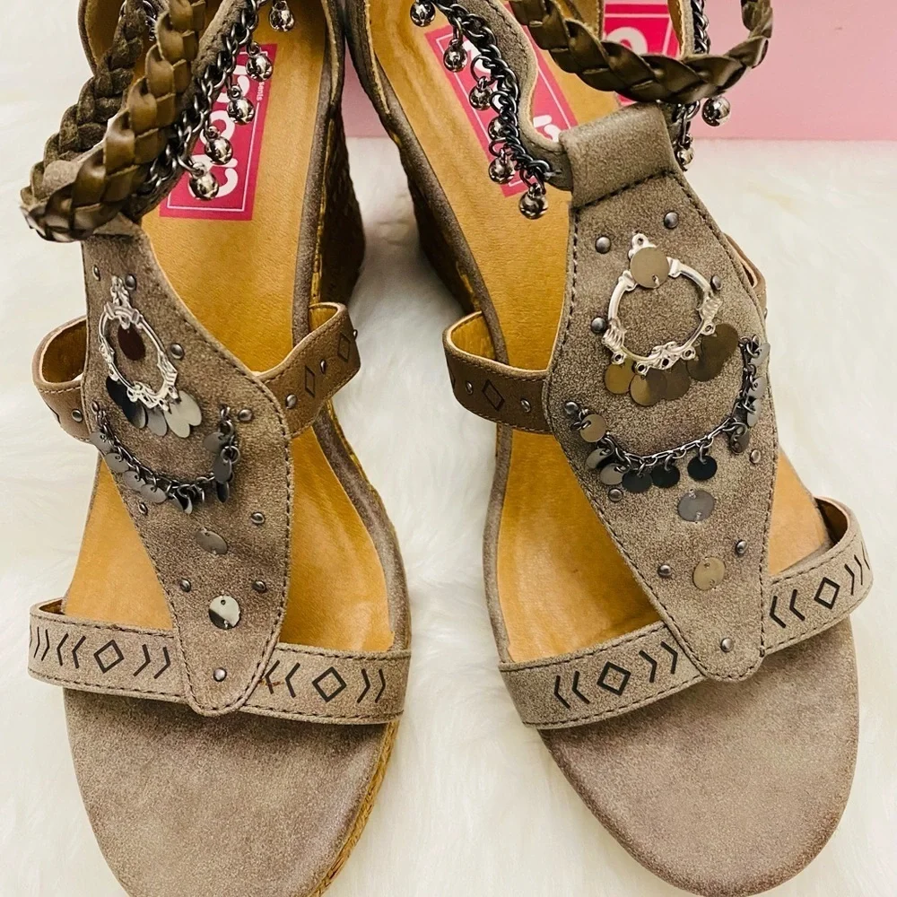 POP Maine gray/taupe wedge sandal, Sz. 11
